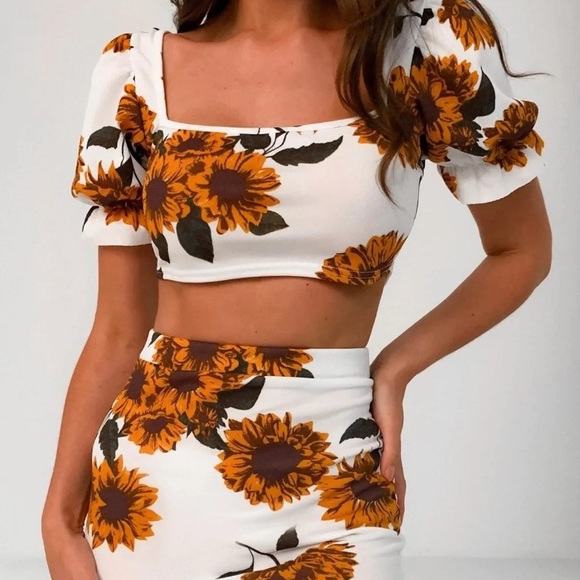 Missguided Dresses & Skirts - MISSGUIDED Womens Floral Milkmaid Top And Mini Skirt Co Ord Set Size 10 NWT